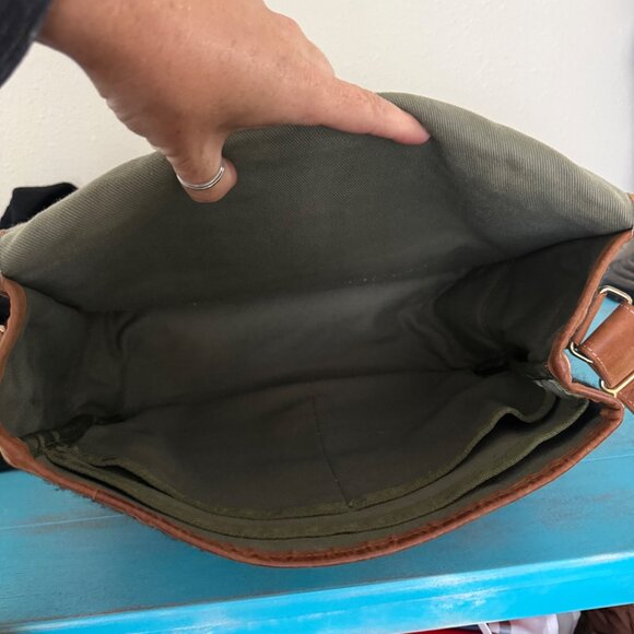 Vintage ORVIS Red Plaid Wool & Brown Leather Men's Crossbody Messenger Bag - Picture 10 of 12